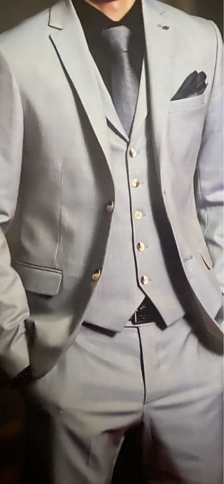 Мужской костюм тройка(Турция)