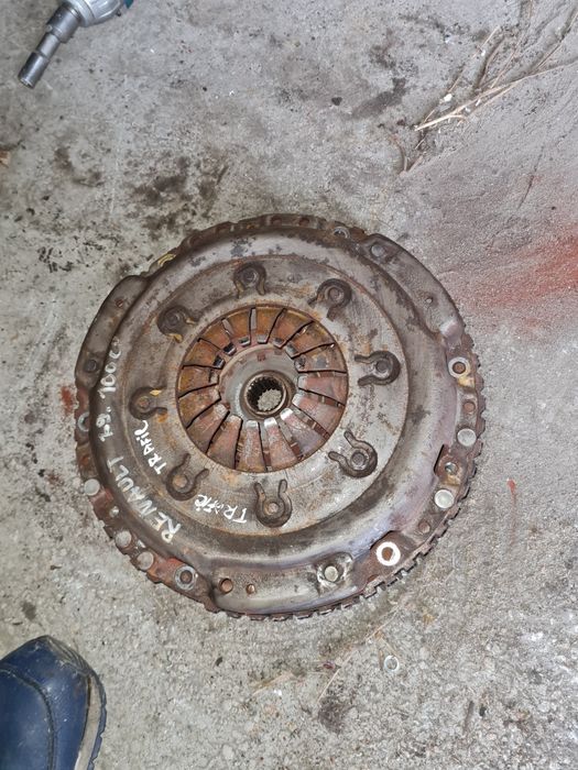 Ambreiaj Renault Traffic Opel Vivaro 1.9 100cp 6 Trepte