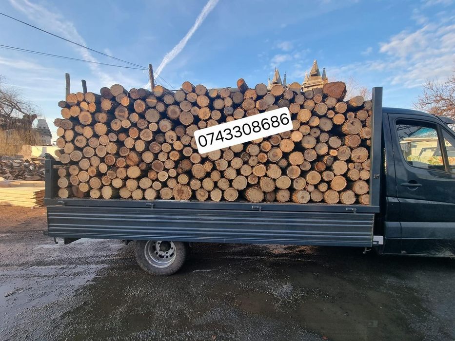 Lemne de foc salcâm stejar uscate și tăiate sparge la paleta