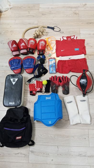 Спортивные снаряжение