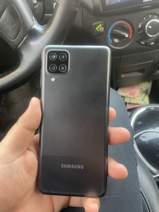 Samsung M12 sotiladi