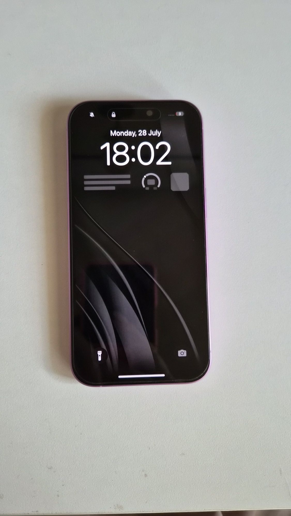 Iphone 16 Pink  остатъчна гаранция 18 месеца