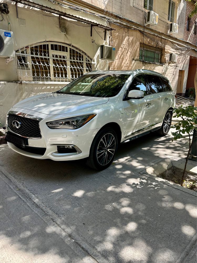 Инфинити Qx 60, 2019 йил,3,5мотор,фулл позиция 7 уриндикли,обмен бор