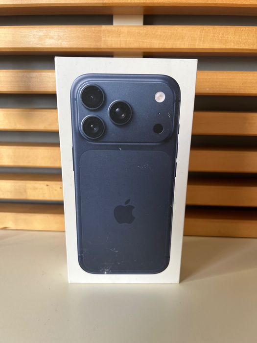 *Наличен* Iphone 17 pro 512gb