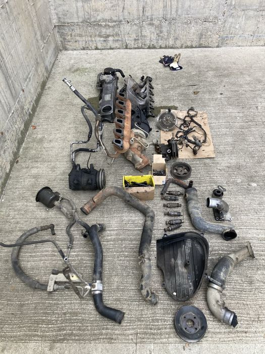 Dezmembrez nissan patrol y60/y61