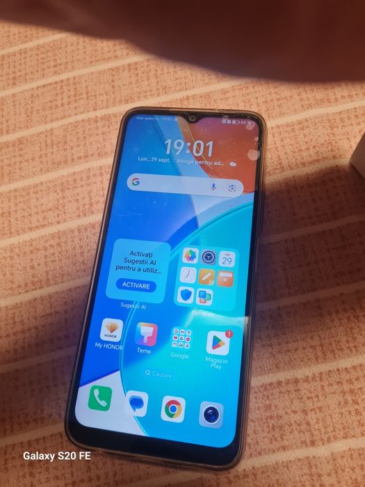 Honor x6 4RAMI cu cutie