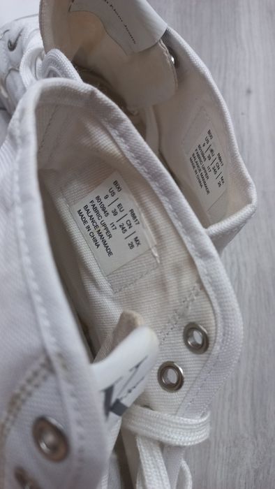 Tenesi Albi Calvin Klein Marimea 39