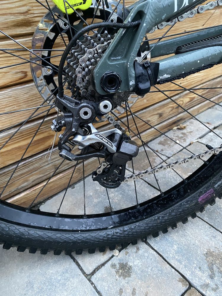 vand bicicleta full suspension downhill commencal supreme v4 2022