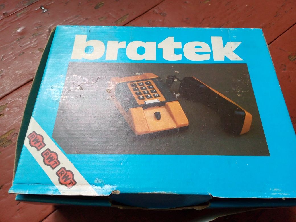 Retro telefon bratek Nev Simli telefon