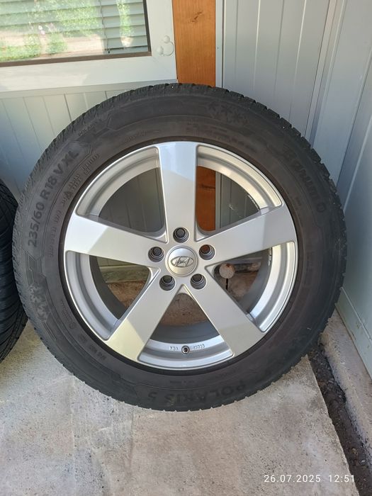 18/5/114,3-ХЮНДАЙ САНТА ФЕ,КИА СОРЕНТО с добри зимни гуми-235/60/18-