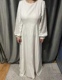 Продам белое платье за 10000тг