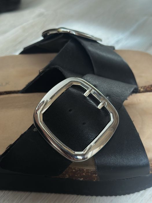 Saboti din piele naturala