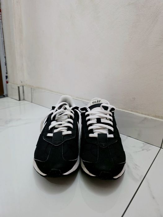 Adidași Nike Pre-Day (originali)