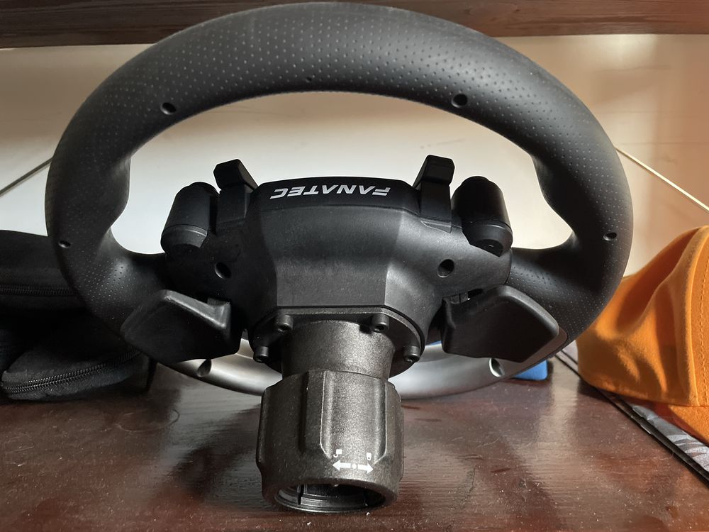 Volan Fanatec Gran Turismo QR lite