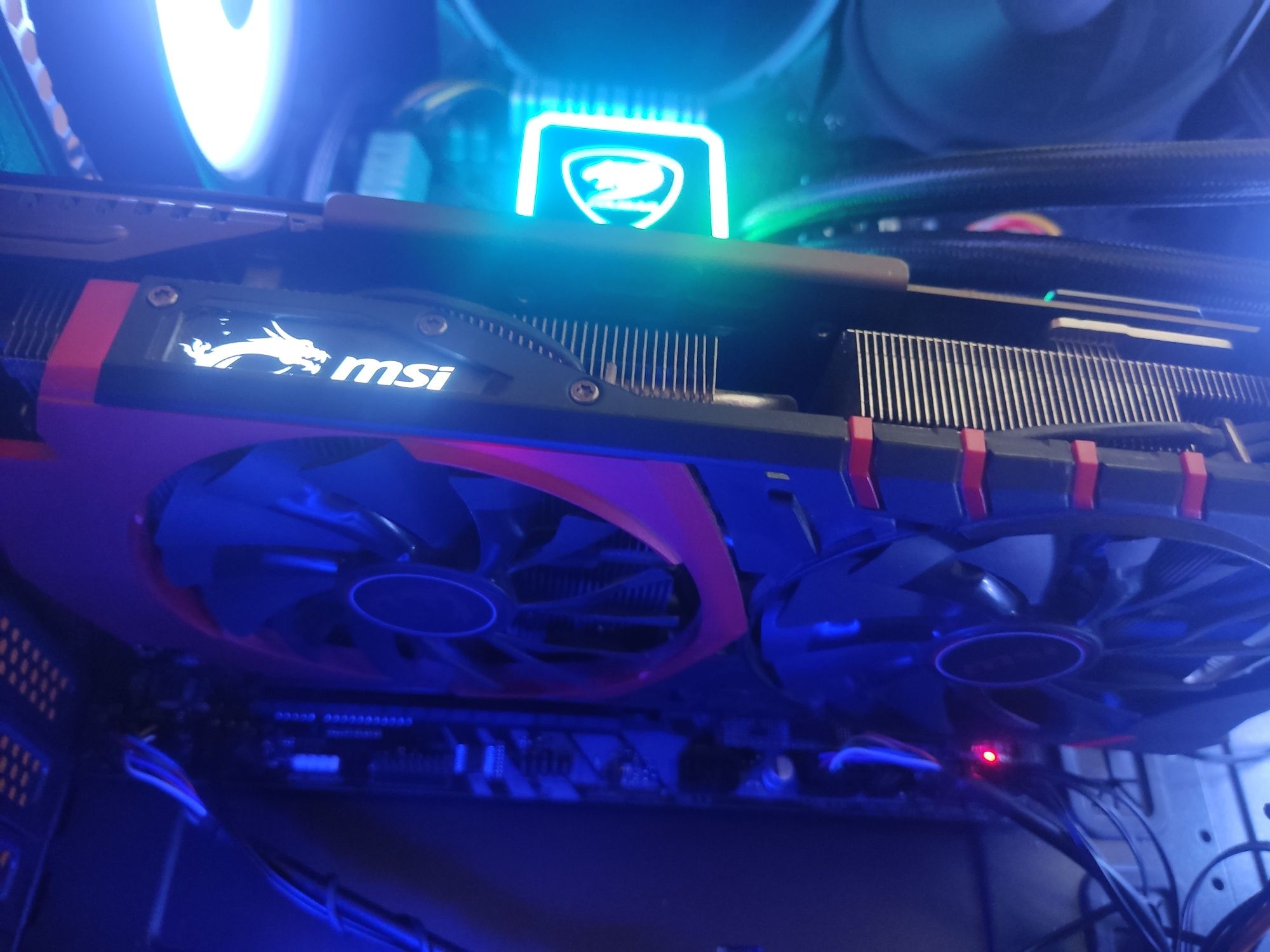 Продам видеокарту R9 390x 8gb