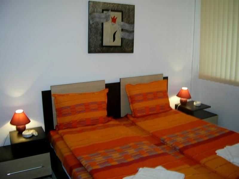Продава се Тристаен апартамент в София, Оборище - 95 кв.м за 2579 €/кв.м - Снимка #5