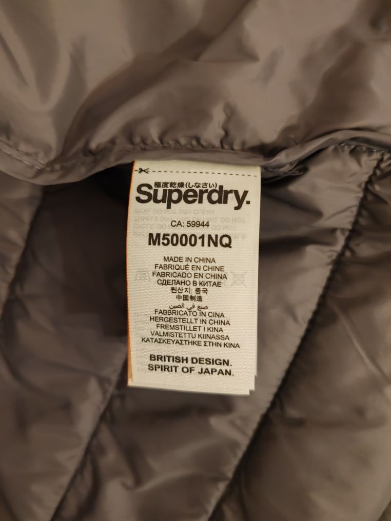 Greaca Superdry Mountain