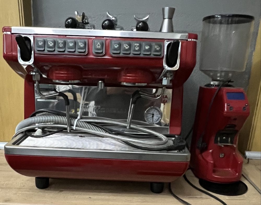 кофемашина simonelli nuova