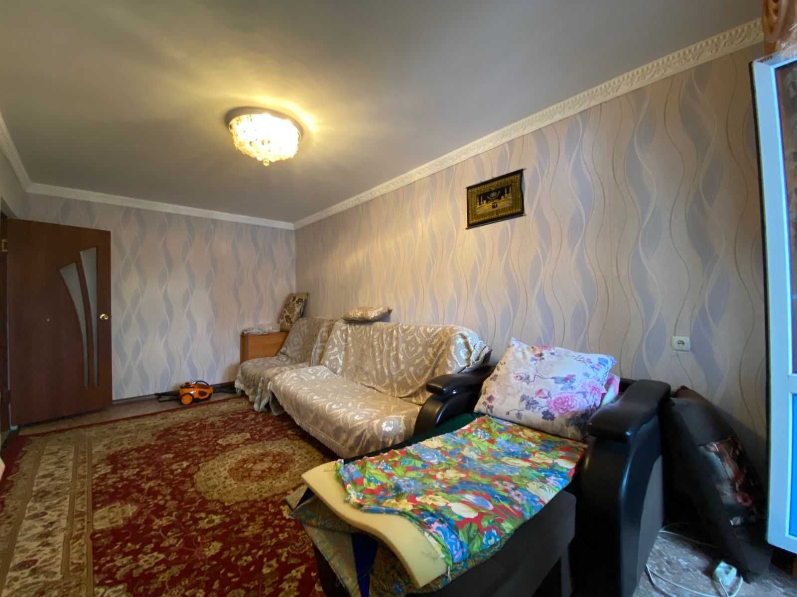Продам 2-х ком. квартиру!! - 22 мкр.