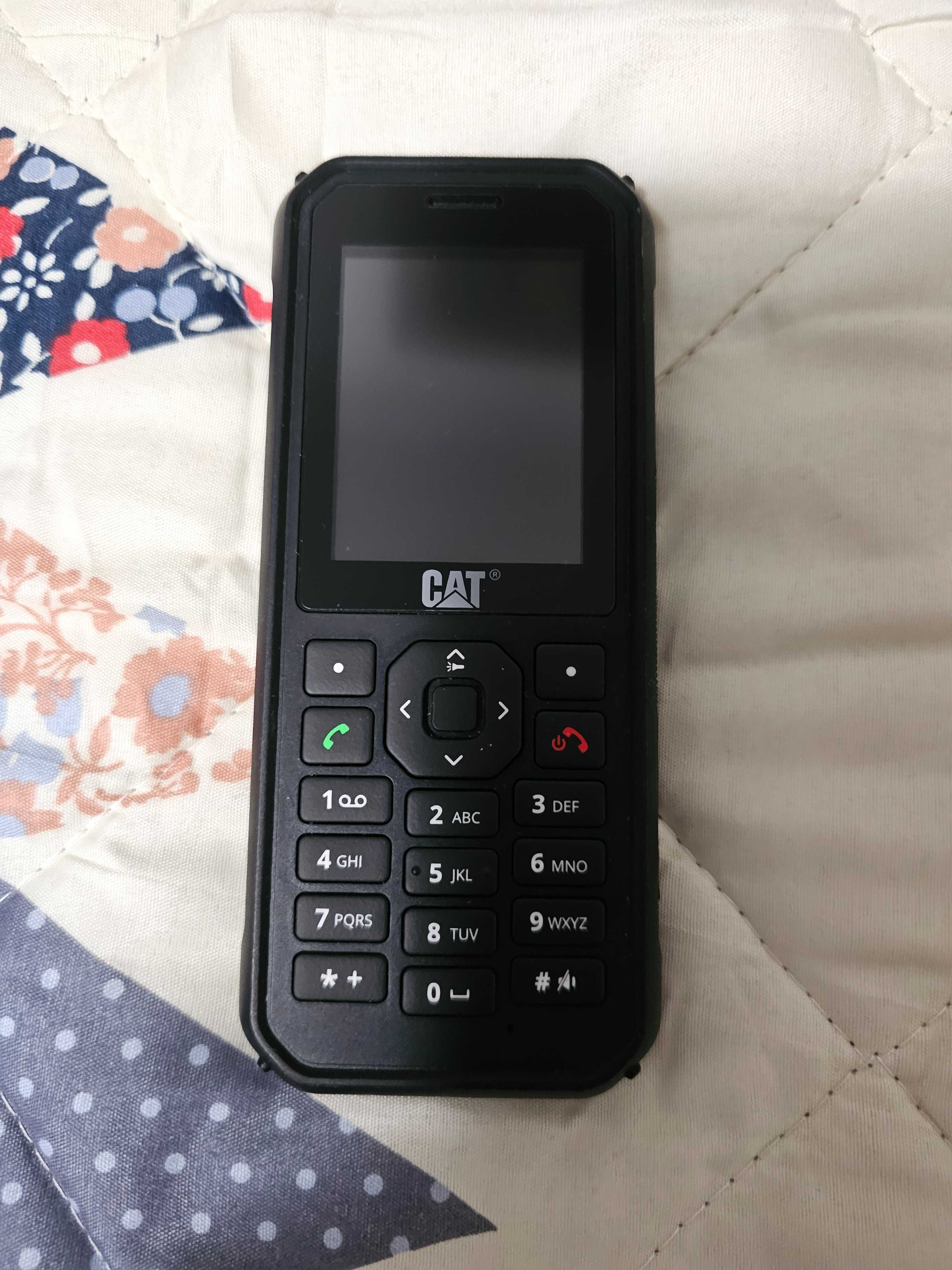 Cat B40 4G (telefon ultrarezistent, pachet complet)