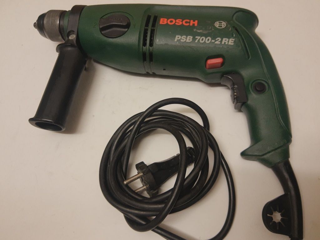 Bosch PSB 700 2RE двускоростна ударна бормашина