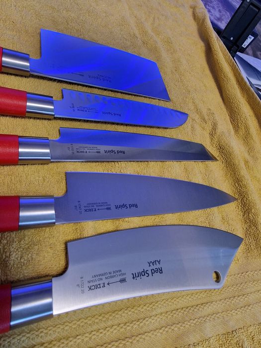 F.Dick. Vând un superb set de cuțite .