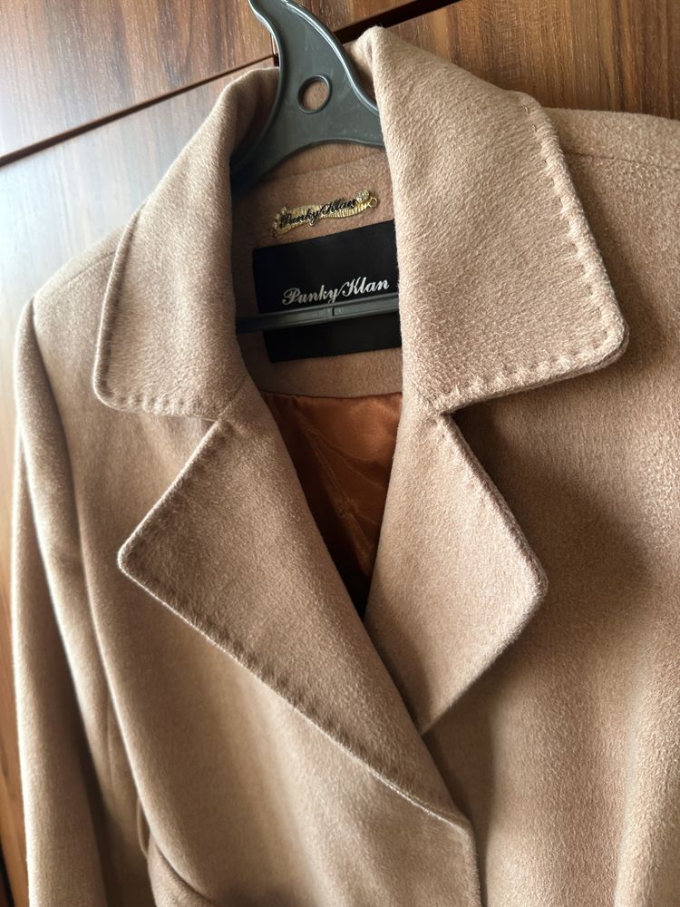 Стильное итальянское пальто