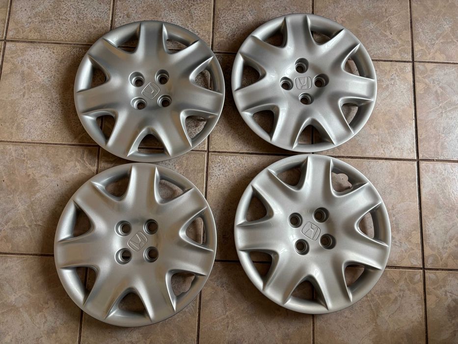 4 броя оригинални тасове за Honda Civic 15