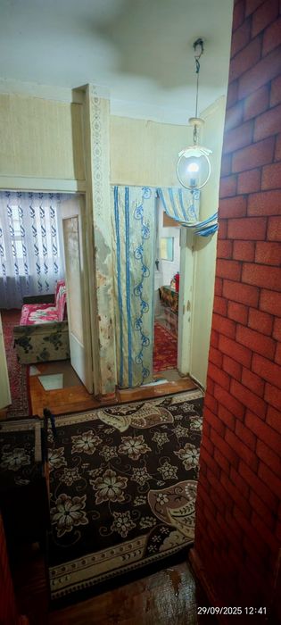Продаётся однокомнатная квартира в г Зарафшан
