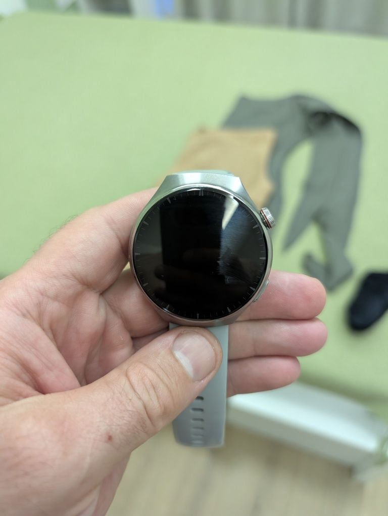 Huawei Watch 4 pro + 10 кайшки