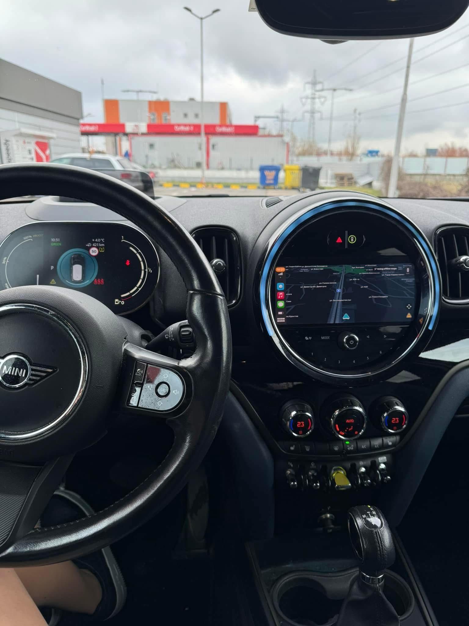 Продавам Mini Cooper