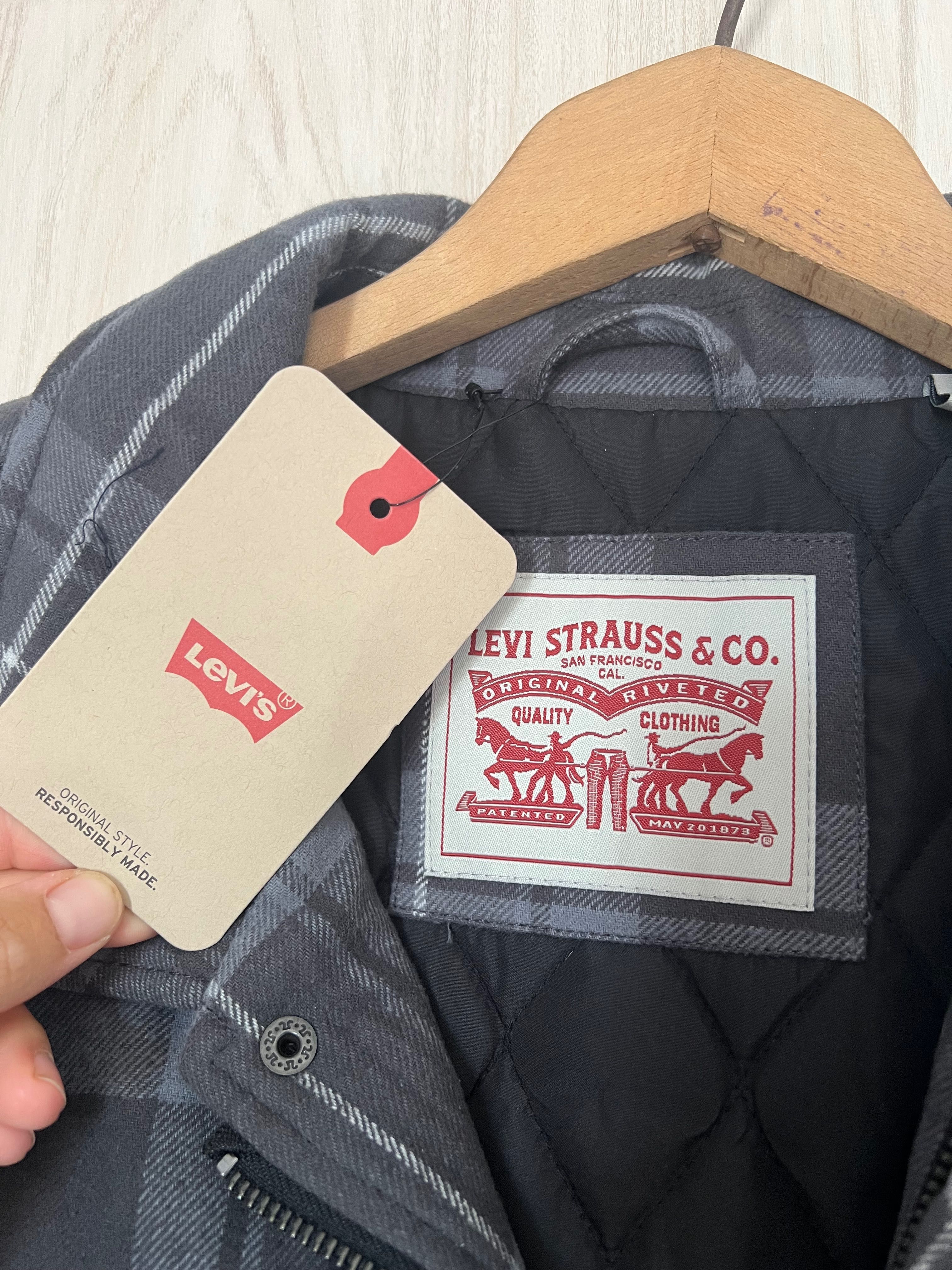 Levi’s преходно яке мъжко