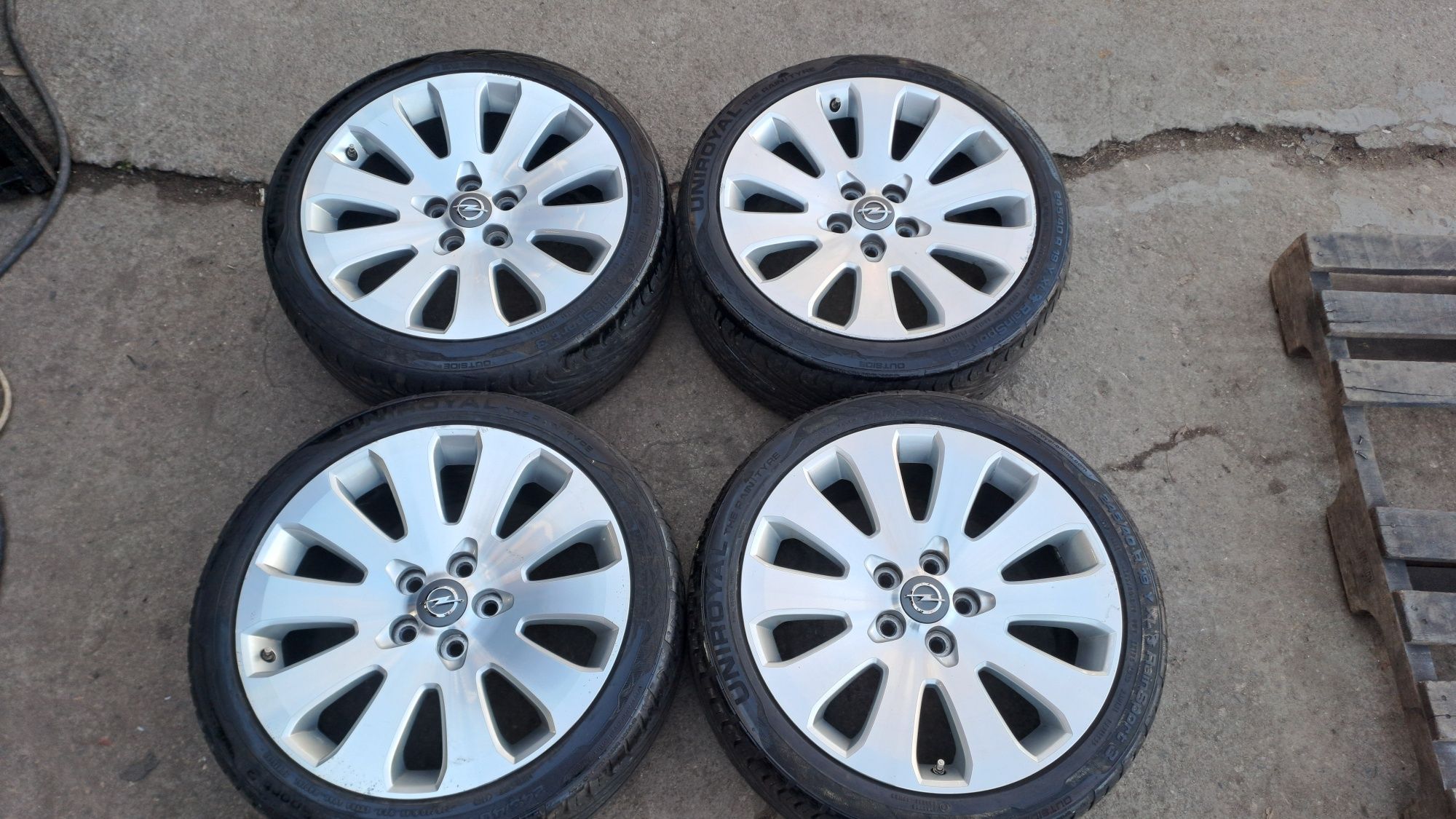 19" 5Х120мм Опел Инсигния, 5x120mm Opel Insignia с гуми 245/40/19