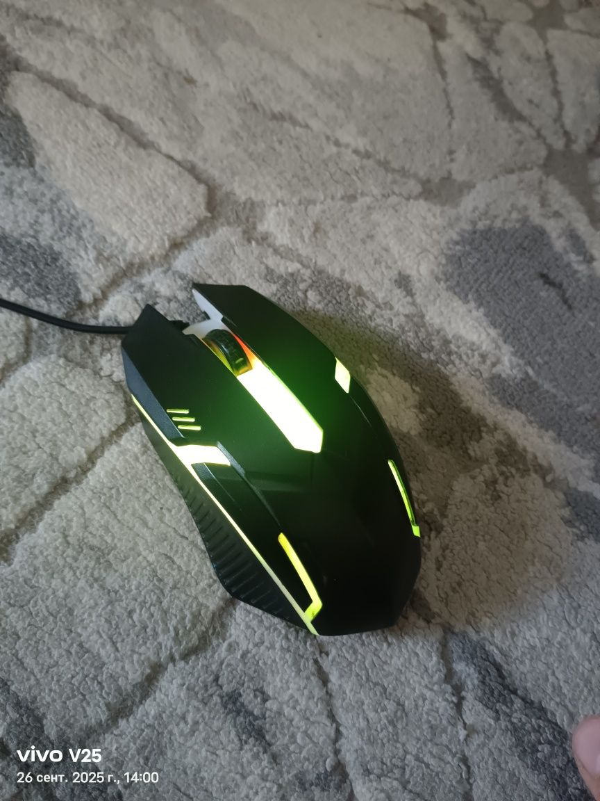 Продам мышку RGB