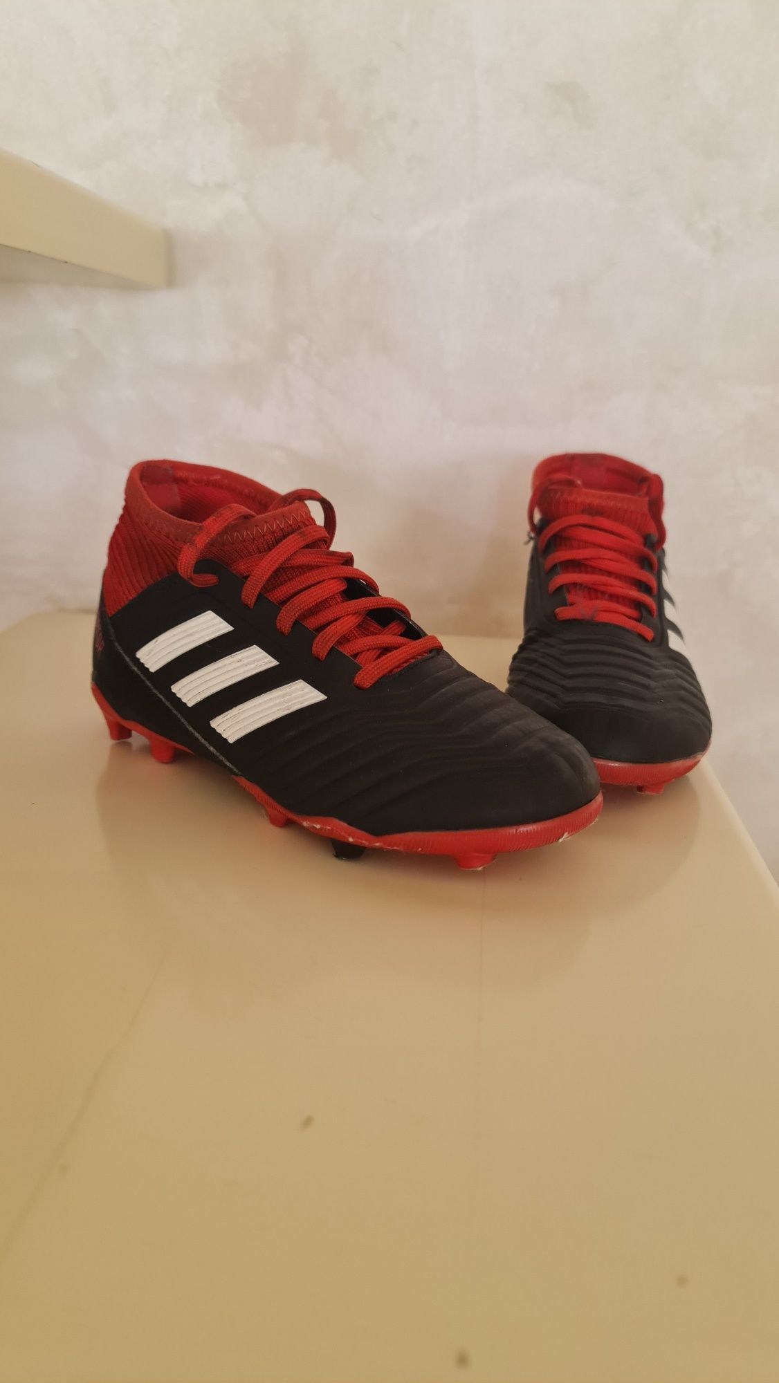 Бутонки nike adidas