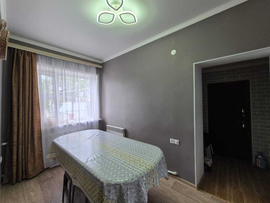 Продам 4 комн дом по ул Тулебаева. 
Свежий хороший ремонт,