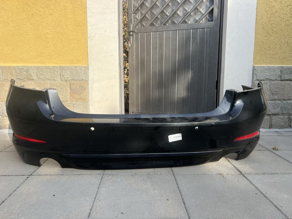 BMW G30 задна броня с прагове обурудвана