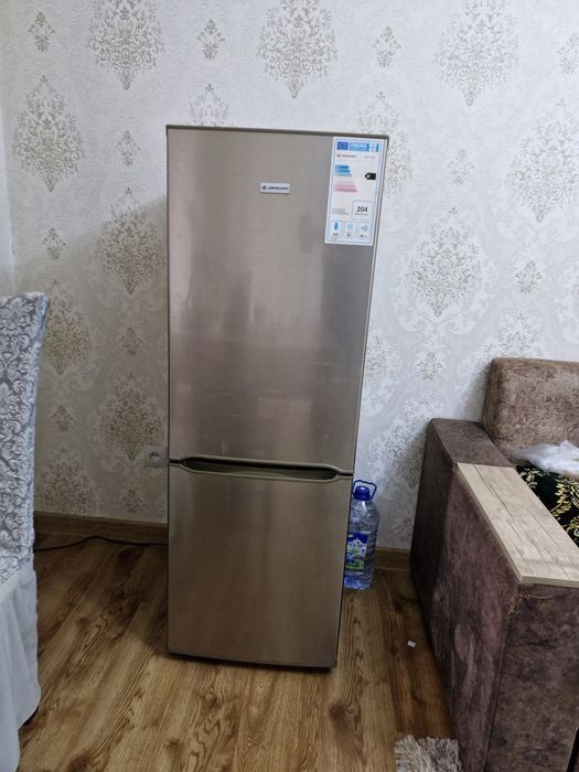 Продам Холодильник б/у