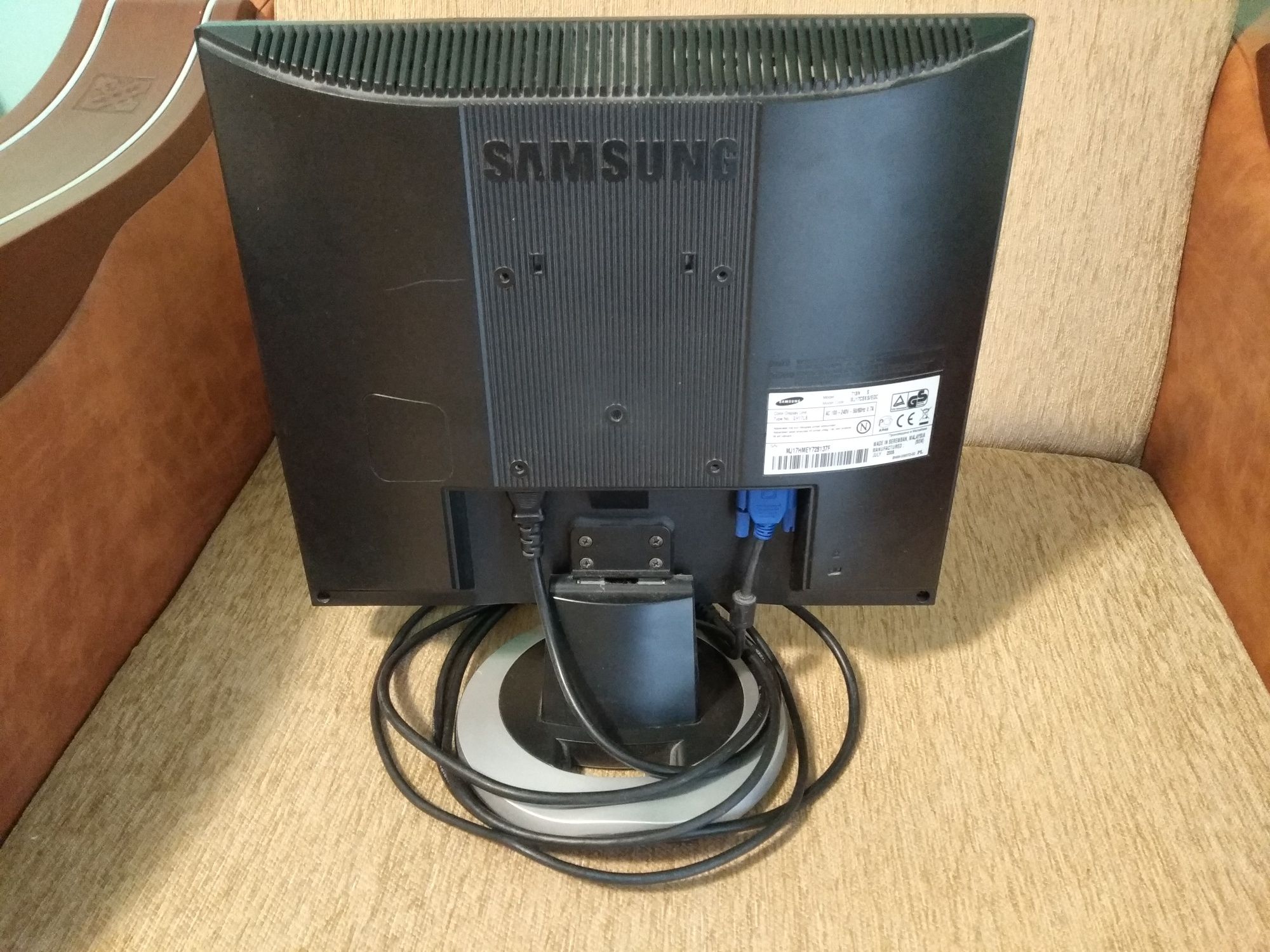 Monitor Samsung 713n