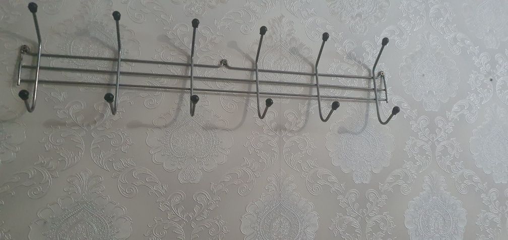 Продаётся вешалка