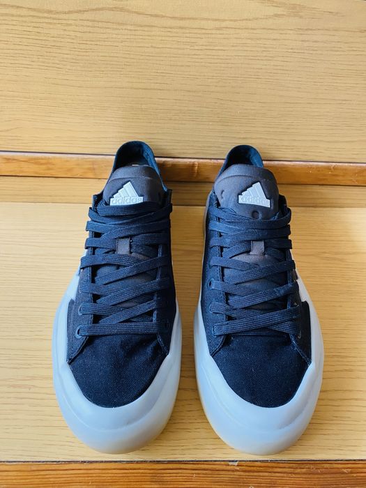 Adidas  ZNSORED   ,номер  44
