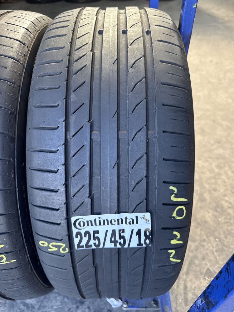225/45/18 Continental