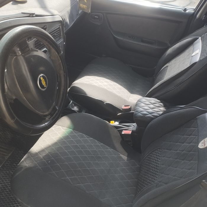 Продается машина в хорошем состоянии,2009 года