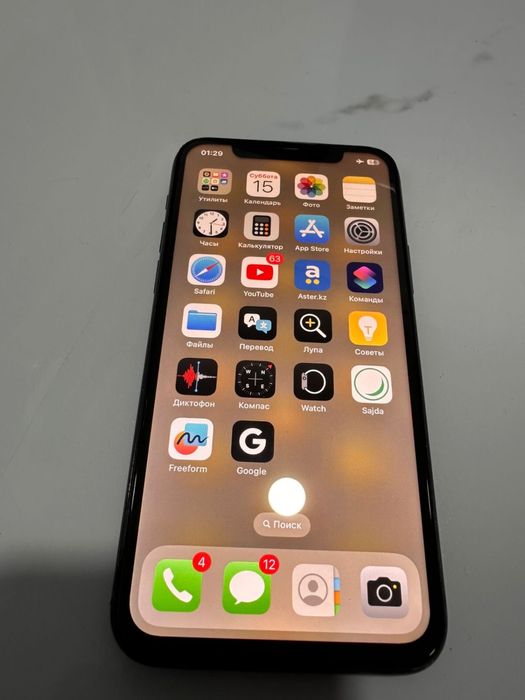Айфон 11 про,емкость 81,память 64