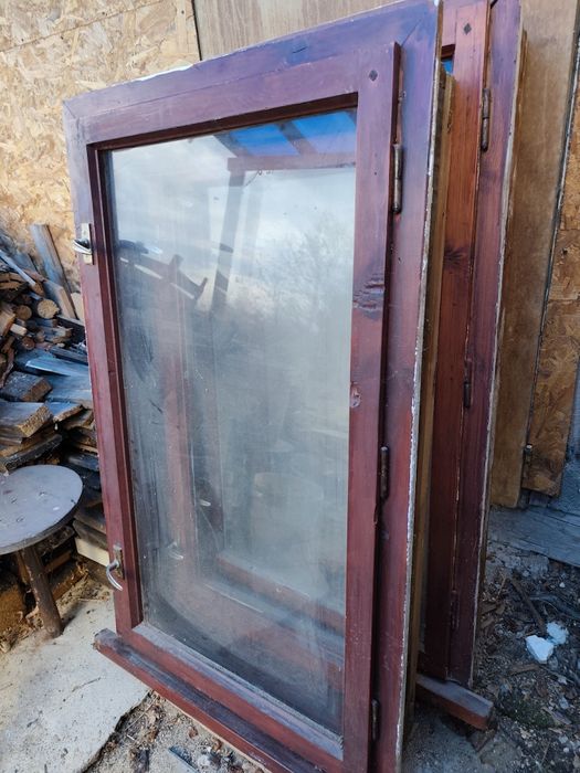 Масивна дървена дограма