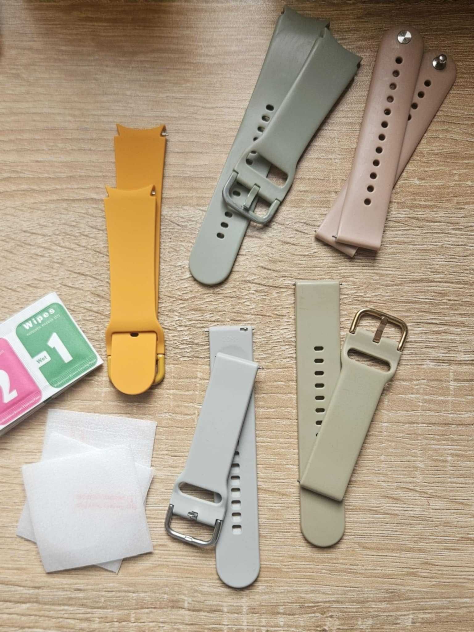 Samsung Galaxy Watch 4 с подарък 3 протектора и 5 допълнителни каишки