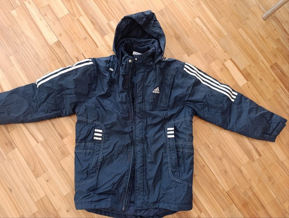 Дамски якета Adidas и д-р.