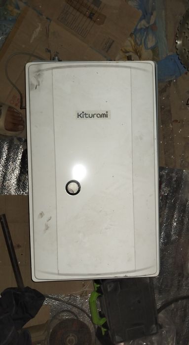 Китурами настенный