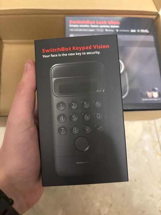 Incuietoare inteligenta switchbot lock ultra + keypad vision sigilat