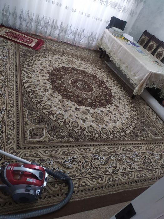 Продается ковер 4/4,5